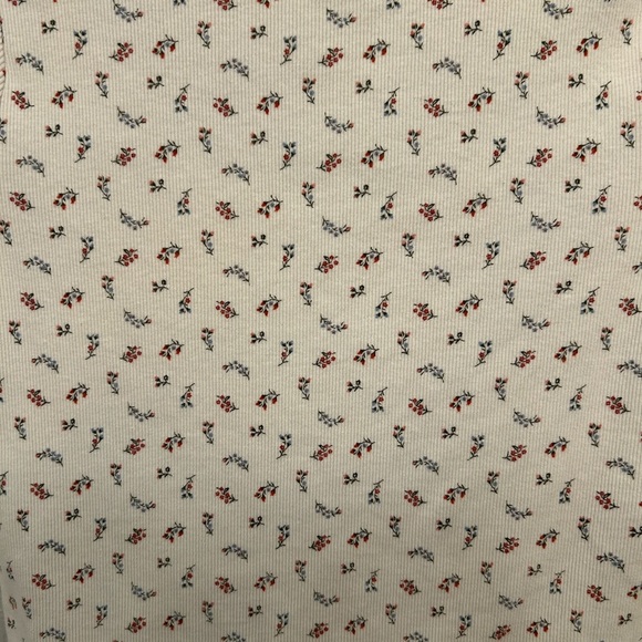 Old Navy White Floral Button-Up Blouse - Picture 5 of 5